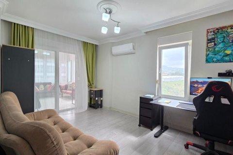 2+1 Wohnung  in Mahmutlar, Antalya, Türkei Nr. 237593 - 9