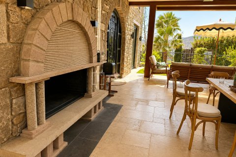 5+2 Villa  i Bodrum, Mugla, Tyrkiet Nr. 237594 - 15
