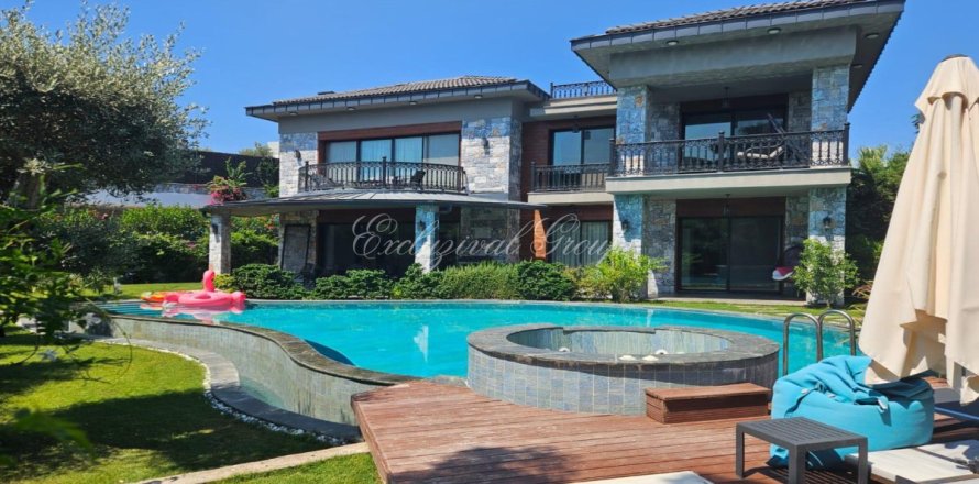 6+2 Villa  i Bodrum, Mugla, Turkiet Nr. 227135
