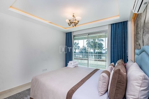 آپارتمان در  Alanya ، ترکیه 2 خوابه ، 145 متر مربع.  شماره 216091 - 30