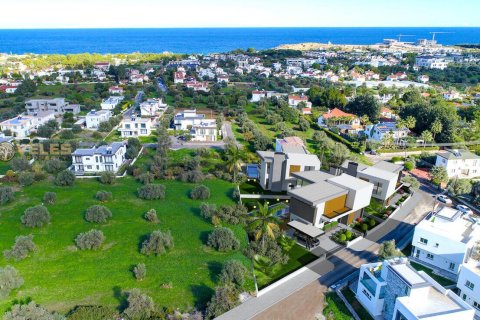 Продажа виллы  в Чаталкое, Гирне, Северный Кипр 4+1, 210м2, №214210 – фото 3