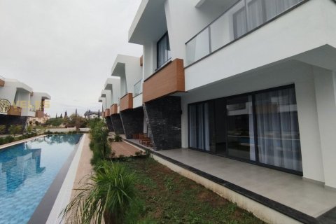 آپارتمان در  Famagusta ، ترکیه 3 خوابه ، 183 متر مربع.  شماره 214211 - 10