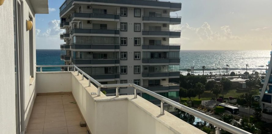 3+1 Lejlighed  i Mahmutlar, Antalya, Tyrkiet Nr. 219189