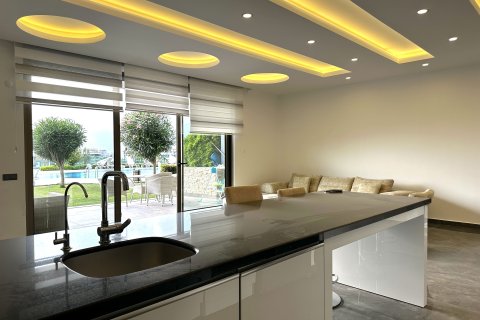 آپارتمان در  Kestel ، ترکیه 2 خوابه ، 172 متر مربع.  شماره 219750 - 9