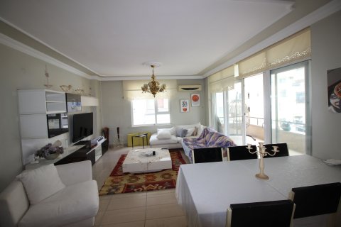 2+1 Leilighet  i Oba, Antalya, Tyrkia Nr. 227624