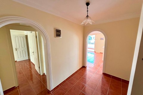 2+1 Lejlighed i Mahmutlar, Antalya, Tyrkiet Nr. 227621 - 3