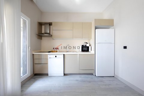 Продажа квартиры в Кючюкчекмедже, Стамбуле, Турция 2+1, 95м2, №214972 – фото 18