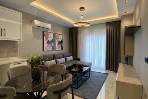 Lägenhet  i Tosmur, Alanya, Antalya, Turkiet Nr. 213591 - 1
