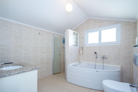 آپارتمان در  Konakli ، ترکیه 3 خوابه ، 155 متر مربع.  شماره 219089 - 21