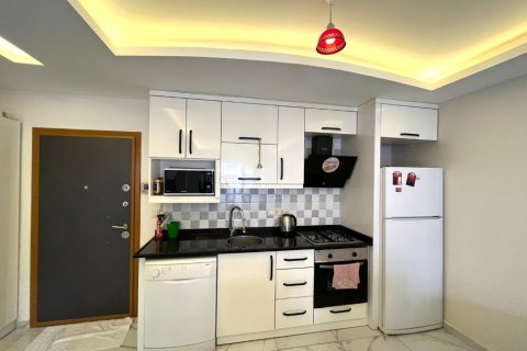 Аренда квартиры  в Аланье, Анталье, Турция 1+1, 70м2, №216575 – фото 4