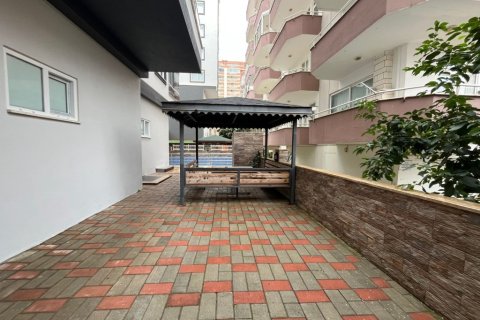 Аренда квартиры  в Аланье, Анталье, Турция 1+1, 70м2, №216575 – фото 17