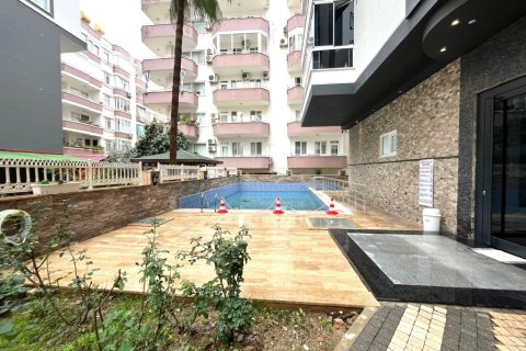 Аренда квартиры  в Аланье, Анталье, Турция 1+1, 70м2, №216575 – фото 10