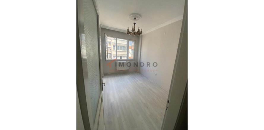 3+1 Apartment in Fatih, Istanbul, Turkey No. 227118