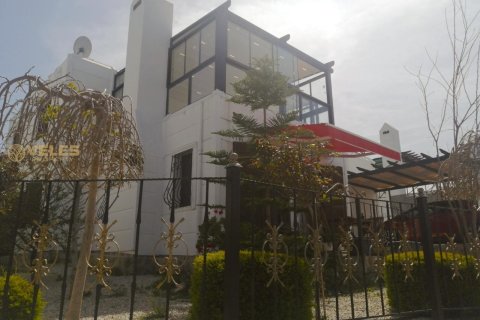 3+1 Villa i Tatlisu, Famagusta, Nr. 237969 - 2