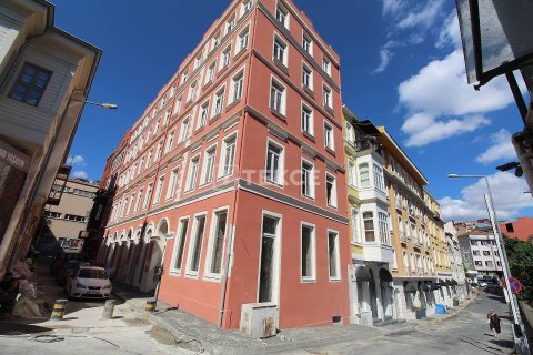 Аренда квартиры  в Стамбуле, Турция 1+1, 58м2, №213524 – фото 1