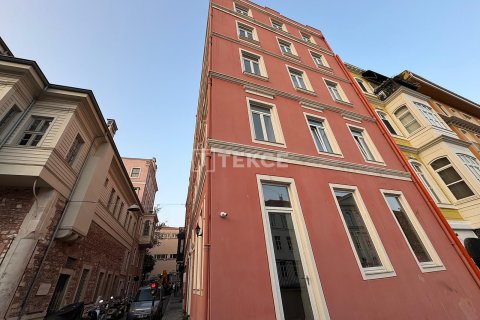 Аренда квартиры  в Стамбуле, Турция 1+1, 58м2, №213524 – фото 2