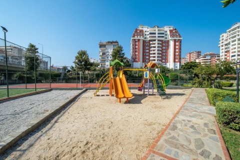 Аренда квартиры  в Аланье, Анталье, Турция 3+1, 140м2, №216638 – фото 10