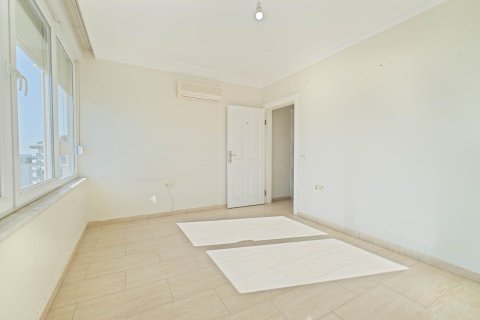 Аренда квартиры  в Аланье, Анталье, Турция 3+1, 140м2, №216638 – фото 16