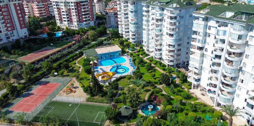 Квартира  3+1 в Аланье, Анталья, Турция №216638