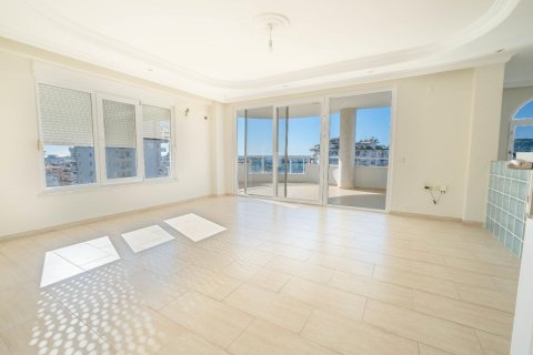Аренда квартиры  в Аланье, Анталье, Турция 3+1, 140м2, №216638 – фото 23