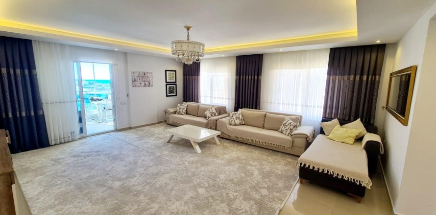 Квартира  4+1 в Аланье, Анталья, Турция №216636