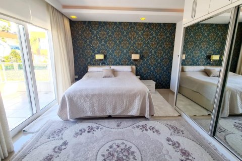 Аренда квартиры  в Аланье, Анталье, Турция 4+1, 280м2, №216636 – фото 7