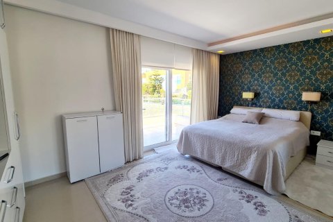 Аренда квартиры  в Аланье, Анталье, Турция 4+1, 280м2, №216636 – фото 6