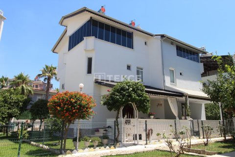 5+2 Villa  i Serik, Antalya, Tyrkiet Nr. 228450