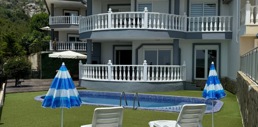 3+1 Villa  in Alanya, Antalya, Türkei Nr. 218535