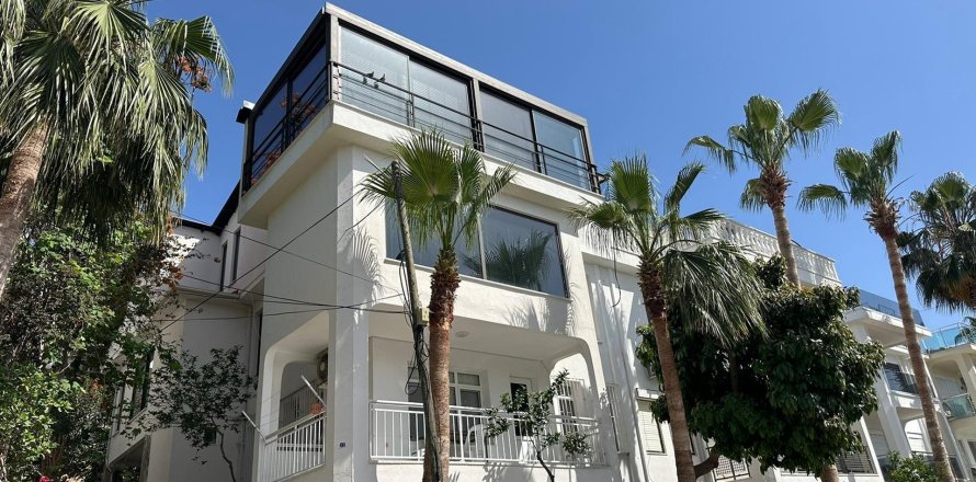 Вилла 2+2 в Аланье, Анталья, Турция №213787