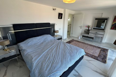 Продажа виллы  в Милясе, Мугле, Турция 3+1, 300.0м2, №213790 – фото 28