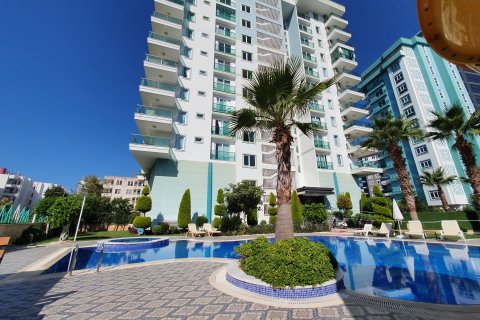 2+1 Wohnung  in Mahmutlar, Antalya, Türkei Nr. 231729