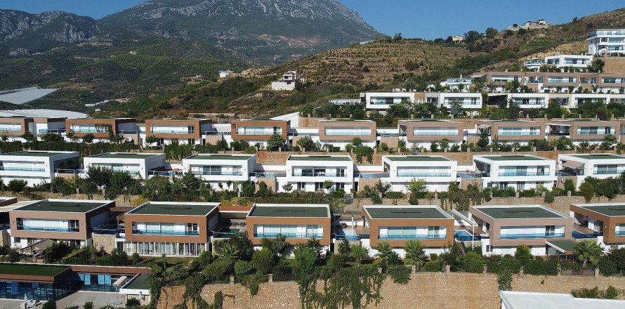 3+1 Villa  in Alanya, Antalya, Turkey No. 221576