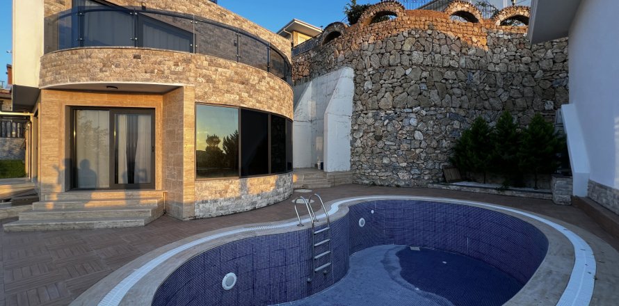 4+1 Villa  in Alanya, Antalya, Turkey No. 221579