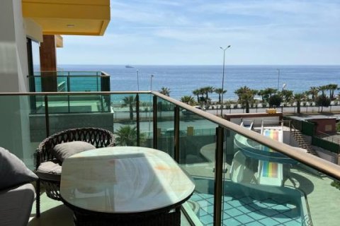 Lägenhet  i Mahmutlar, Antalya, Turkiet Nr. 232587