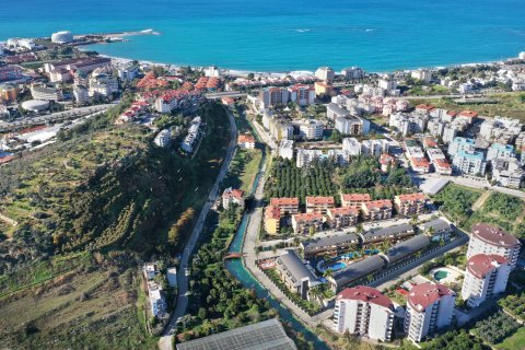 4+1 Apartment in Avsallar, Antalya, Turkey No. 229984