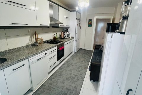 2+1 Lejlighed i Mahmutlar, Antalya, Tyrkiet Nr. 228545 - 4