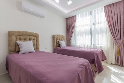2+1 Lejlighed i Mahmutlar, Antalya, Tyrkiet Nr. 228544 - 13