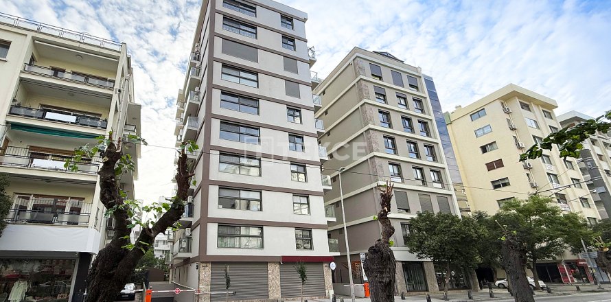 3+1 Lägenhet i Izmir, Turkiet Nr. 214884