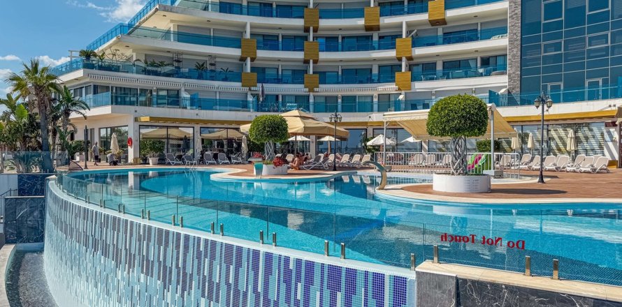 آپارتمان در  Alanya ، ترکیه 100 متر مربع.  شماره 212021