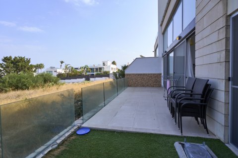 Продажа виллы  в Караогланоглу, Гирне, Северный Кипр 3+1, 205м2, №214665 – фото 28