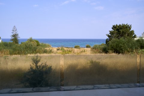 Продажа виллы  в Караогланоглу, Гирне, Северный Кипр 3+1, 205м2, №214665 – фото 30