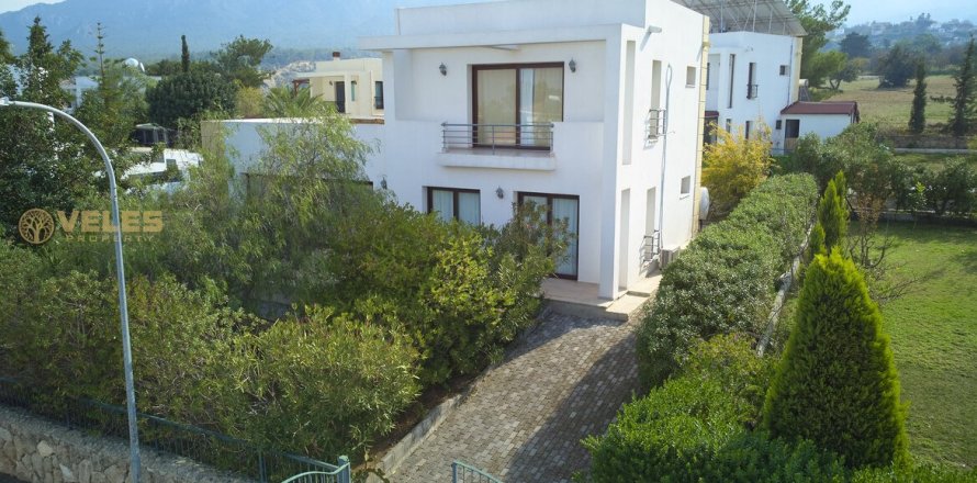 ویلا در  Esentepe ، ترکیه 3 خوابه ، 500 متر مربع.  شماره 214484