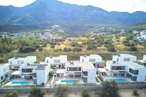 Продажа виллы  в Беллапаисе, Гирне, Северный Кипр 4+1, 600м2, №214481 – фото 1