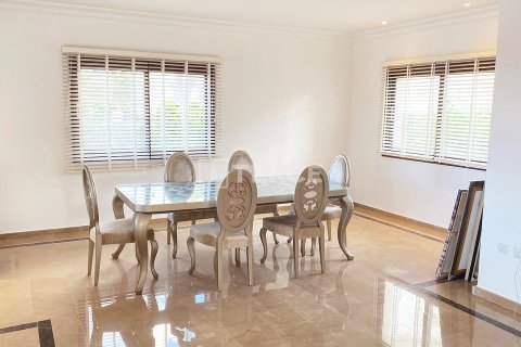 Продажа виллы в Гирне, Северный Кипр 3+1, 200м2, №214917 – фото 16