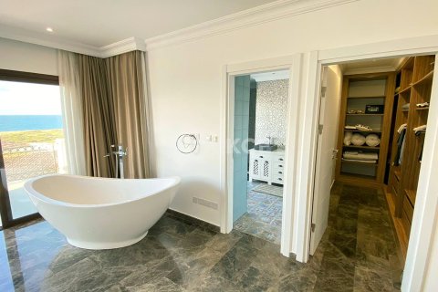 Продажа виллы в Гирне, Северный Кипр 3+1, 200м2, №214917 – фото 18