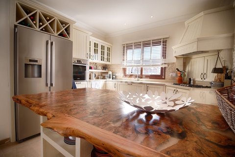 Продажа виллы в Гирне, Северный Кипр 3+1, 200м2, №214917 – фото 12