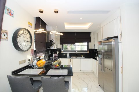 Villa for sale  in Belek, Antalya, Turkey, 4 bedrooms, 210m2, No. 214914 – photo 12
