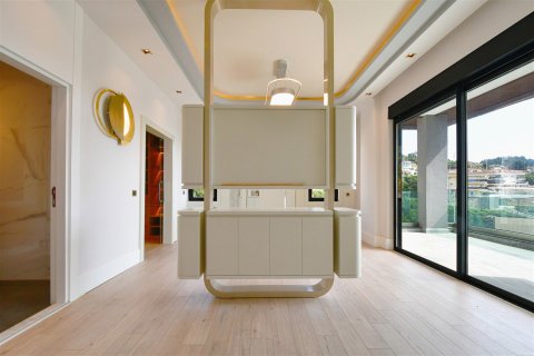 ویلا در  Alanya ، ترکیه 4 خوابه ، 285 متر مربع.  شماره 218640 - 14