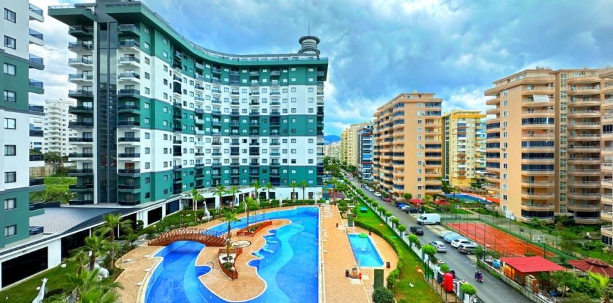Daire  1+0  Mahmutlar, Antalya, Türkiye №225031